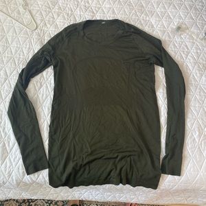 Lululemon Swiftly Tech Long Sleeve, Size 10, Green